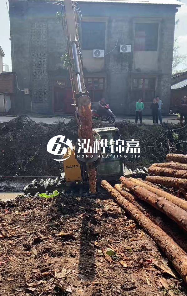 南昌河道清淤專業(yè)施工-履帶式挖機清理河道更方便嗎？
